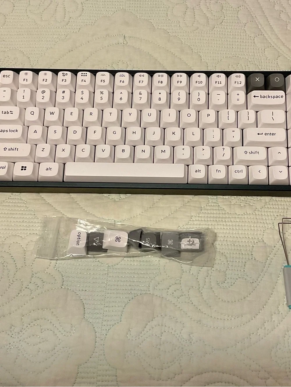 Keytron Keyboard - Wireless Bluetooth Option ( with extras)